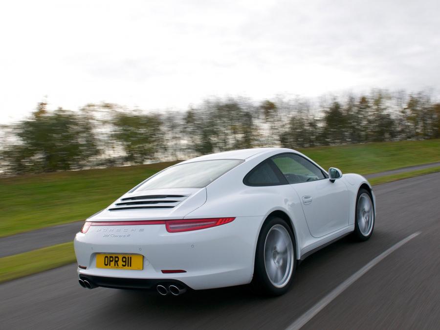 Porsche 911 Carrera 4 2012 года  (UK) (фото 9 из 12)